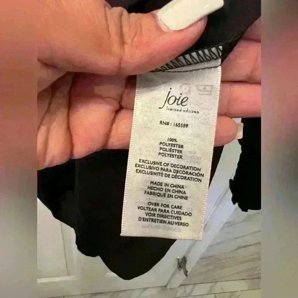 NWT Joie limited edition 3/4 sleeve smocked top - Picture 5 of 5